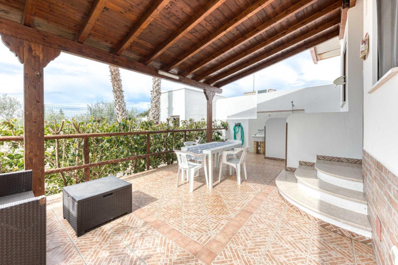 Villetta Climatizzata Mar Torre San Giovanni Buitenkant foto